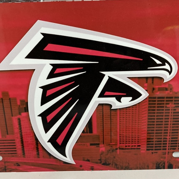 Atlanta Falcons License Plate With Cup Holder Inserts - Picture 4 of 6